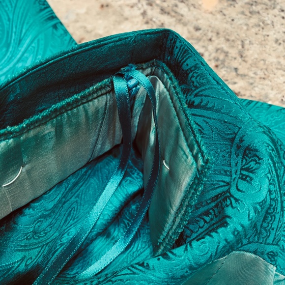 Vintage Gillian Silk Dress Size 10 Teal Green Blue Sweetheart Neckline Paisley - Picture 12 of 14